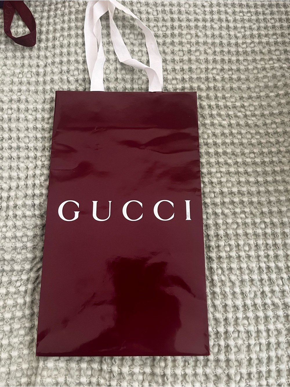2 Gucci red , and White and Black Logo Shopping Bag